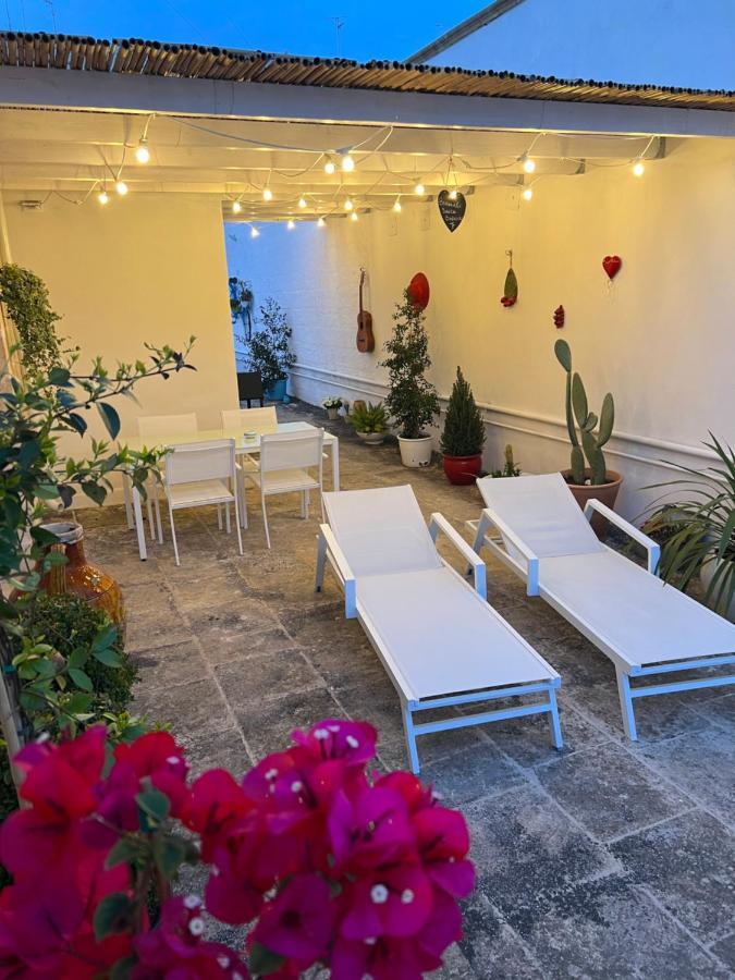 Suite Battisti 7 Lecce Exterior foto